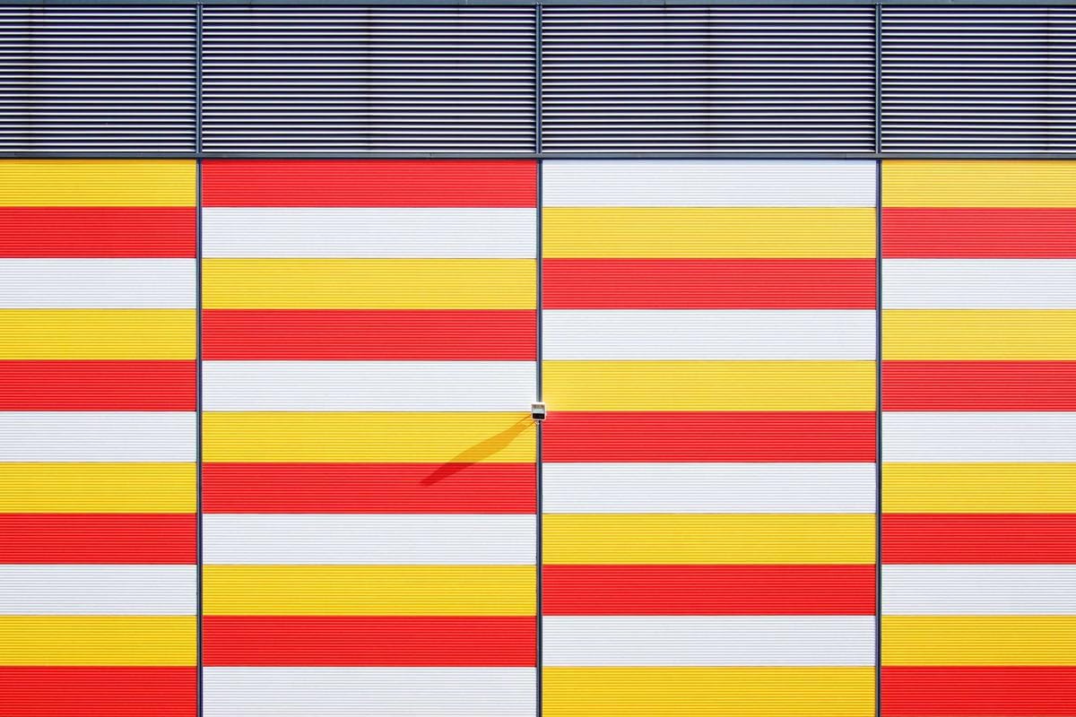 Denne artikkelen avdekker et systematisk gap mellom offisielle folkehelsebudskap og den faktiske håndteringen av...