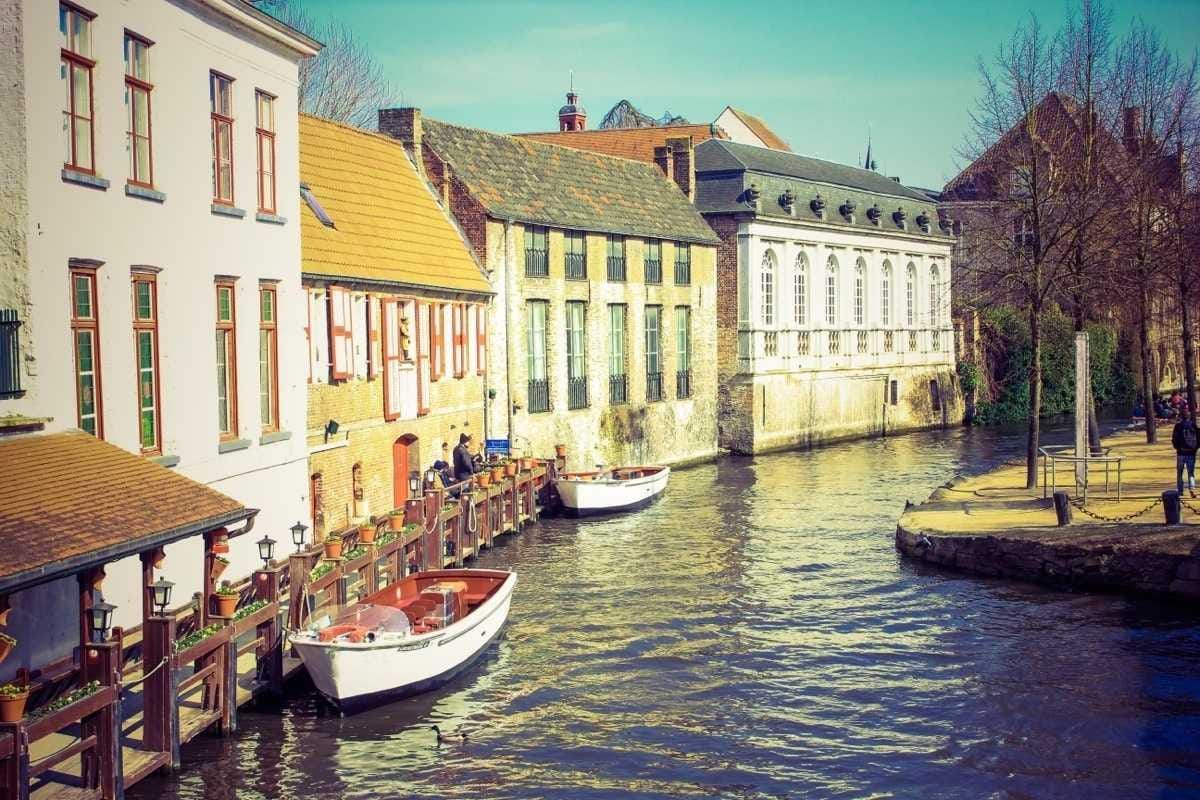 Vendepunktet i folkehelsepolitikken: Immunitet, risikovurderinger og nye medisinsk-faglige funn