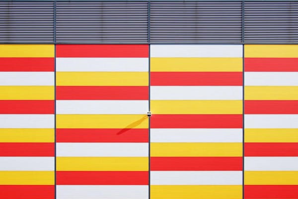 Denne artikkelen avdekker et systematisk gap mellom offisielle folkehelsebudskap og den faktiske håndteringen av...